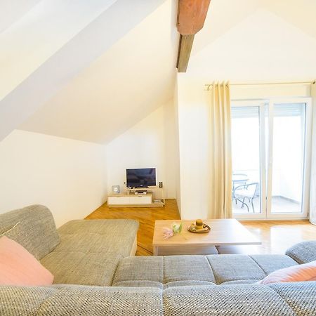 Apartment Bastaja Слуни Экстерьер фото