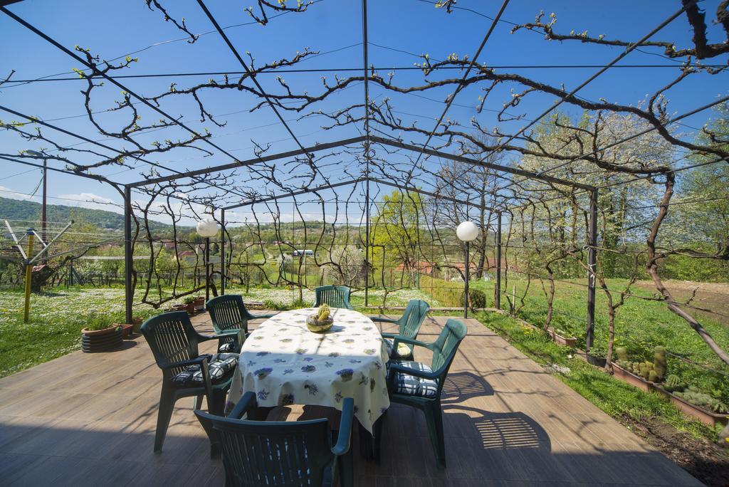 Apartment Bastaja Слуни Экстерьер фото