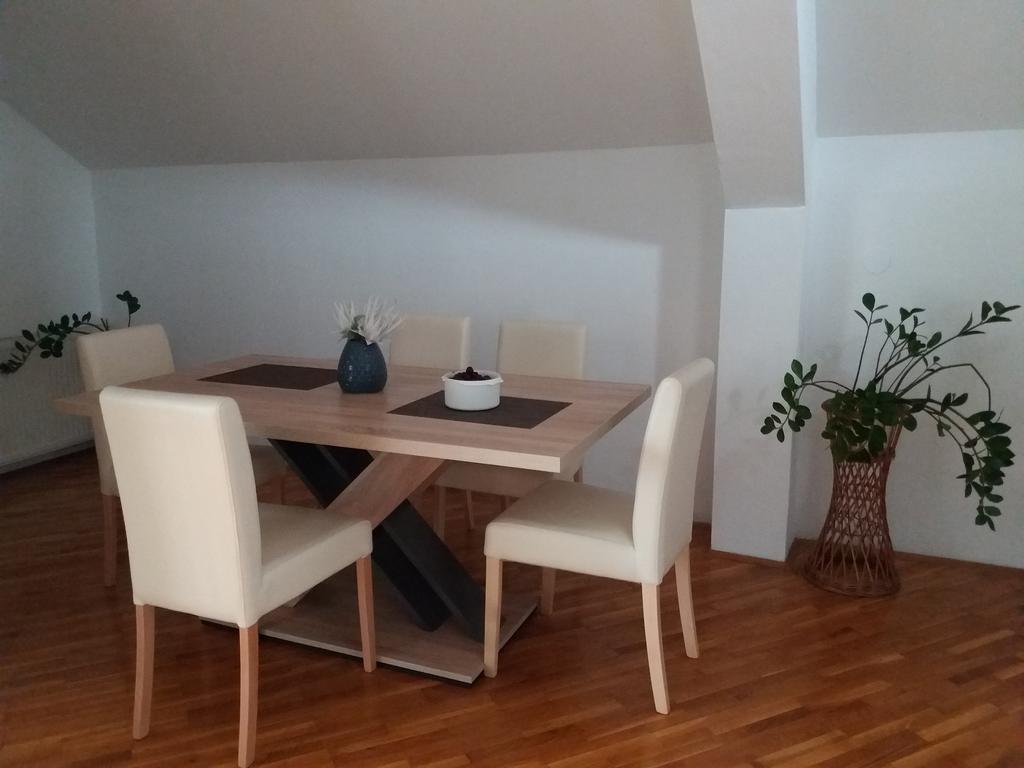 Apartment Bastaja Слуни Экстерьер фото