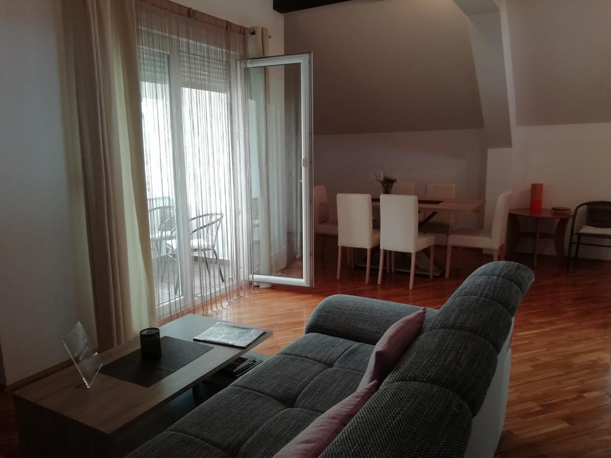 Apartment Bastaja Слуни Экстерьер фото